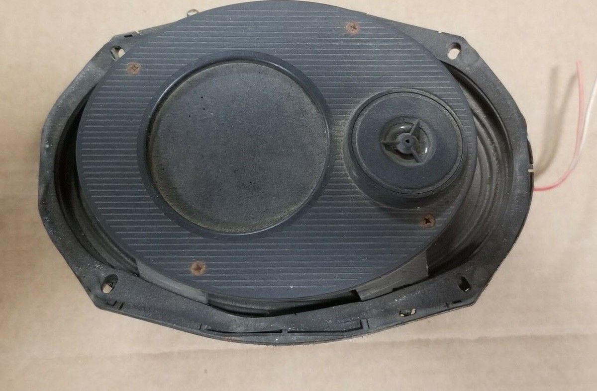 1988-1992 LINCOLN MARK VII JBL Premium Sound Speaker Front