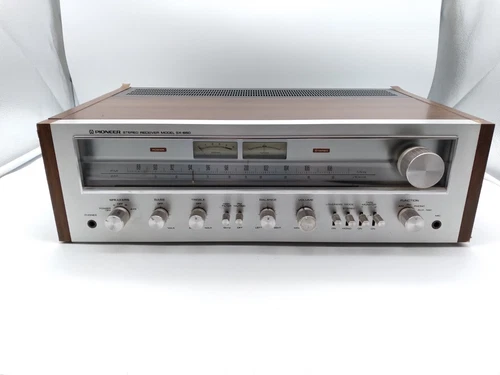 VINTAGE SILVER FACE Pioneer SX-650 Stereo AM/FM Receiver (check Description)