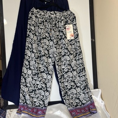 Classic Concepts Black and White Paisley Print Wide Leg Viscose Pants