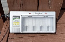 Energizer CHFCV Universal NiMH Rechargeable Battery Charger AA, AAA, C D 9 Volt