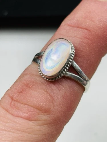 Vintage silver ring UK size K with pink mop used