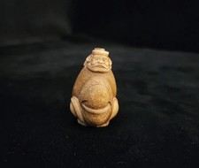 Vintage Japanese Hand Carved Netsuke Samurai Crouching with Hidden Sword