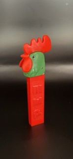 Pez Rooster Rare Green Head and Red Stem No Feet Vintage Patent Austria