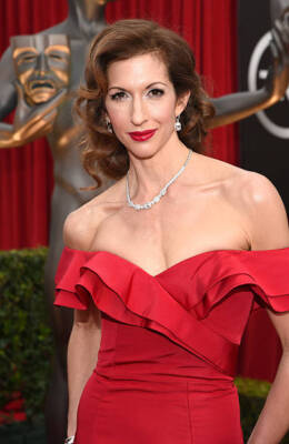 Alysia Reiner at TNT's 21st Annual Screen Actors Guild Awards at T - Old Photo 1