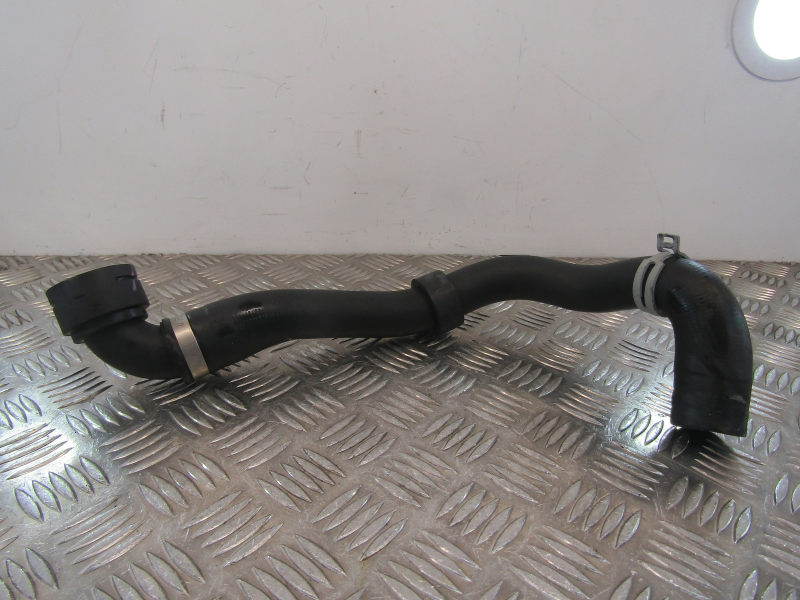 2019 Volvo XC60 2 0 Petrol B4204T26 Water Coolant Heater Pipe Hose 