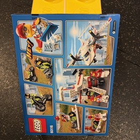 LEGO - CITY - 60116 - AMBULANCE PLANE - NEW IN SEALED BOX 