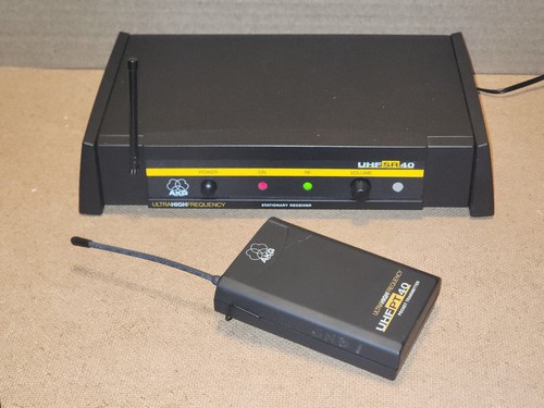 AKG UHF SR40 Stationary Receiver & Bodypack Transmitter PT40 Ultrahigh Frequency - Picture 3 of 16