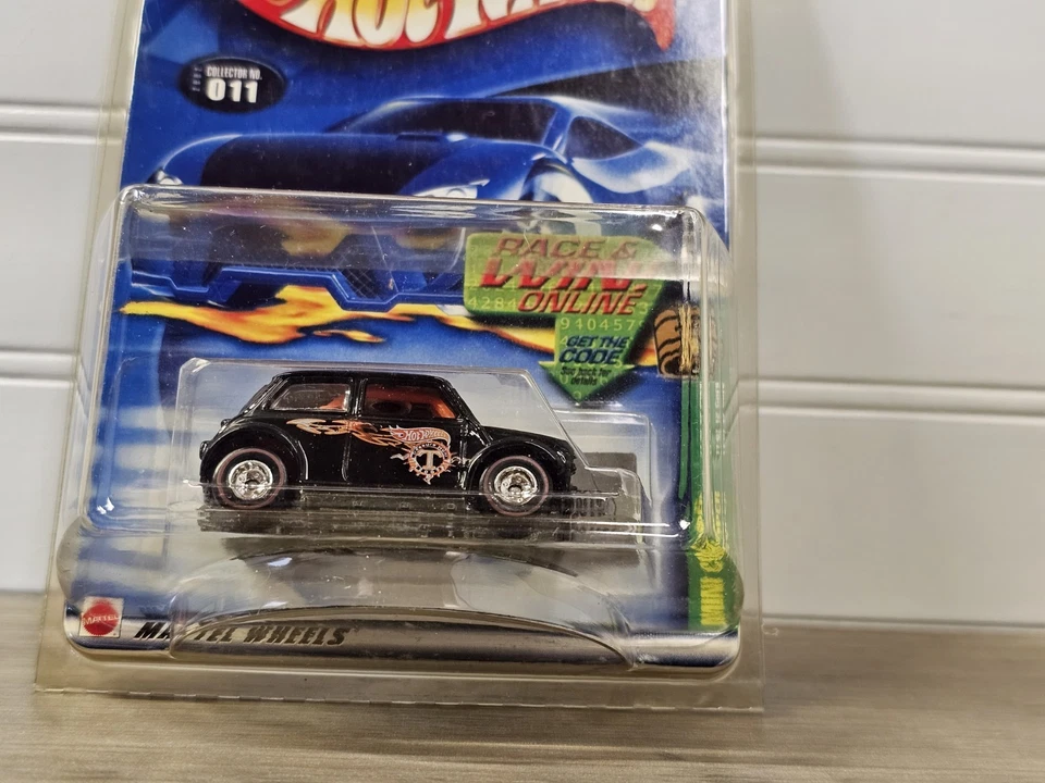 🔥Hot Wheels🔥 2002 Treasure Hunt Mini Cooper Black Real Rider Tires 💰 RARE - Image 3 of 4