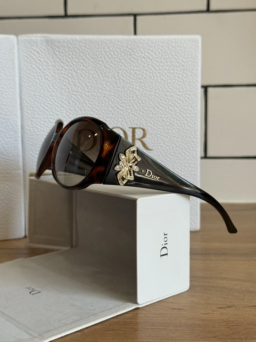 Dior Wrap Plastic Frame Sunglasses for Women for sale | eBay display picture 2