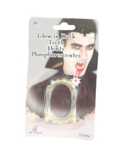 New Seasons USA Inc. Halloween Glow In The Dark Vampire Teeth