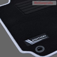 Velours Fußmatten Logo silber für VW Passat 3B 3BG B5 B6 ab Bj.1996 - 2005 oval