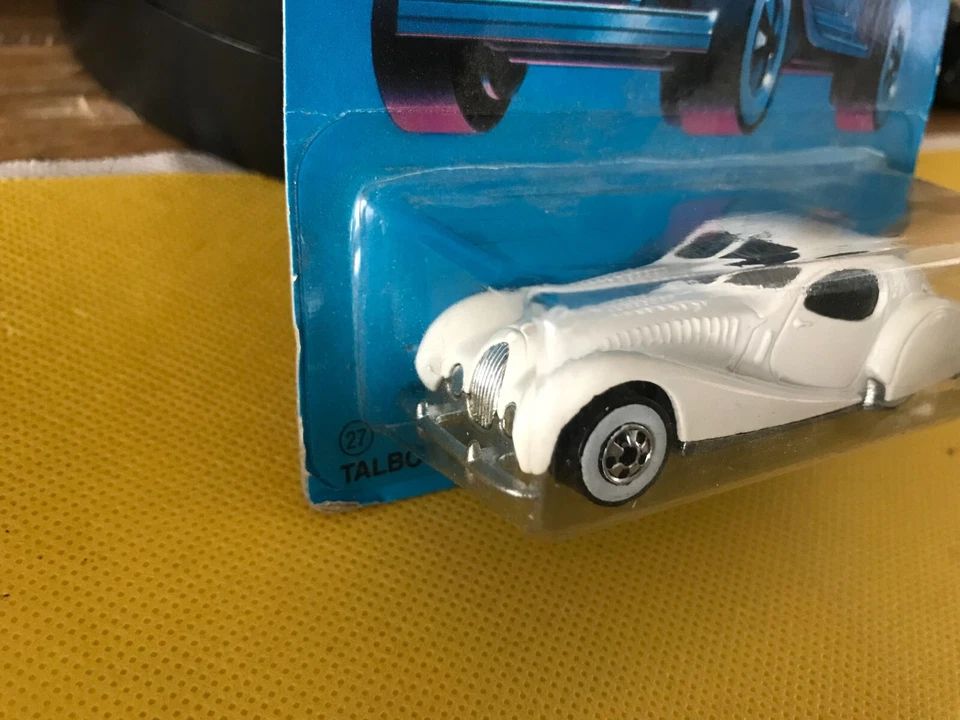 Винтажные литые автомобильные игрушки Hot Wheels серия Talbot Lago Classics масштаб 1:64 1988 B522 - Изображение 4 из 4