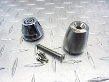 2008 08 09 VICTORY VISION TOUR THROTTLE LOCK BAR END HANDLEBAR ENDS WEIGHTS OEM