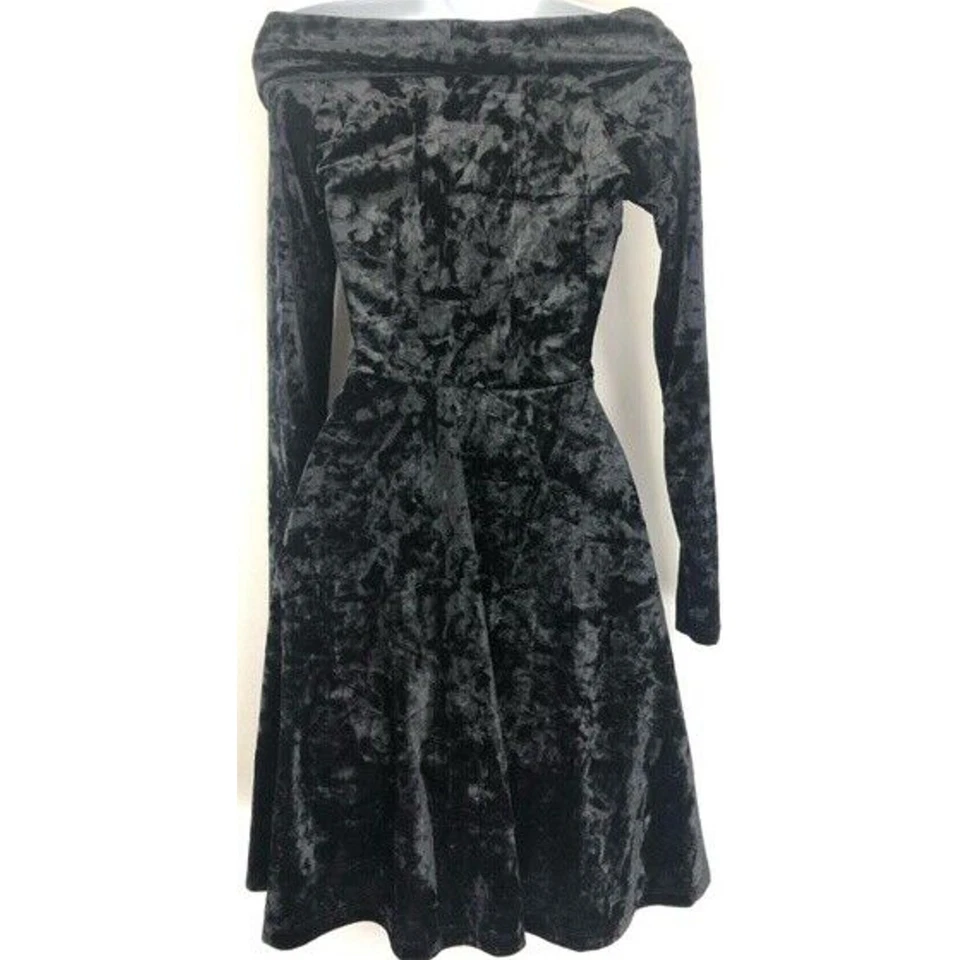 Vestido Chelsea28 Midi Mujer XS Negro Terciopelo Calce y Acampanado Fuera del Hombro Cachicho Foto 2 de 4