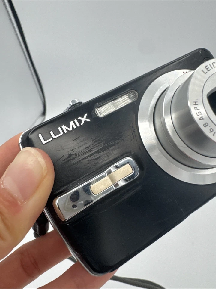 Cámara digital compacta Panasonic Lumix Dmc-Fx50 zoom 21,9x + cargador + estuche + probada Foto 4 de 4