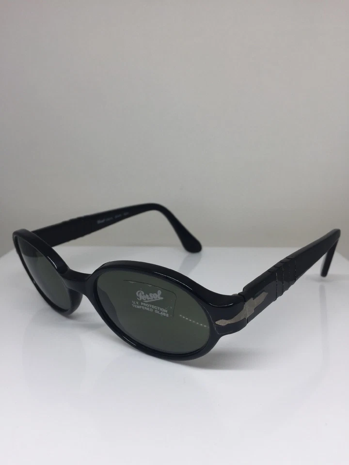 New Persol 2526 Sunglasses PE 2526-S C. 95/31 Shiny Black with G15 Green Lenses - Image 2 of 4