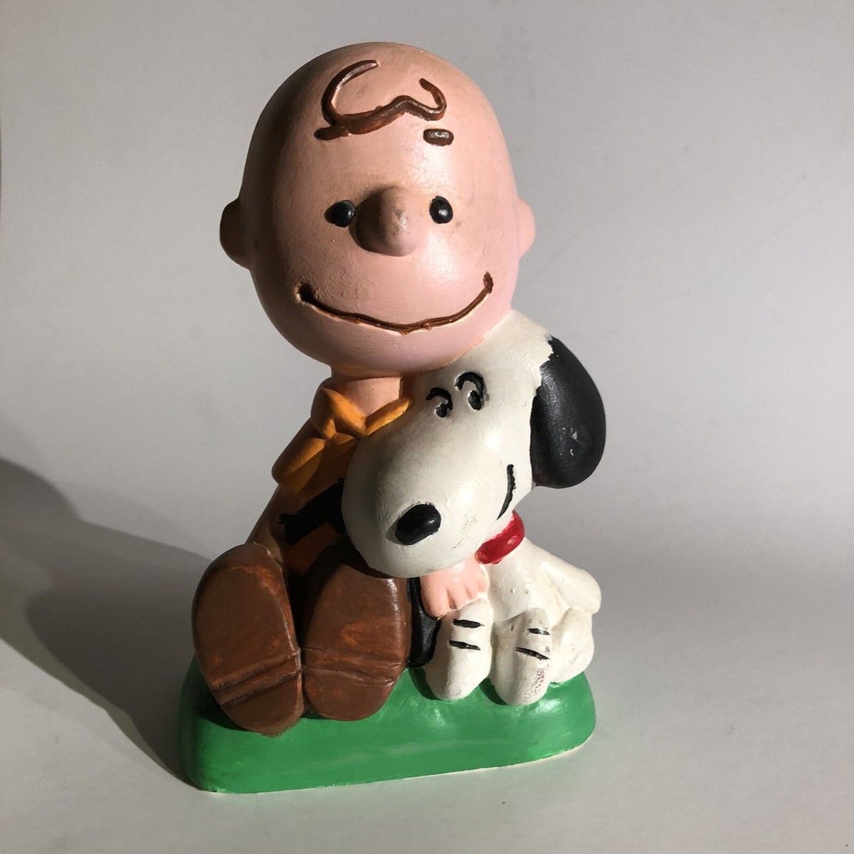 Peanuts Charlie Brown Snoopy Hand Painted USF Ceramic 7