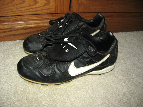 nike baseball softball cleats