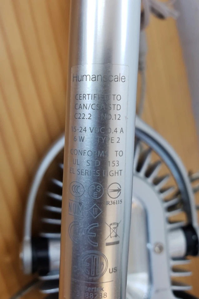 Humanscale LED Element 790 Task Light w/ Flex Arm & Clamp Base, 6w = 90w - Image 4 of 4