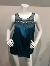 New Catherine Malandrino Size 8 Silk Aqua Blue Shirt Tank Amazing Chain Detail
