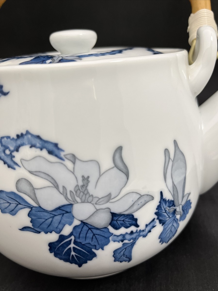 Vintage Japanese Teapot White with Blue Flowers Strainer Bamboo