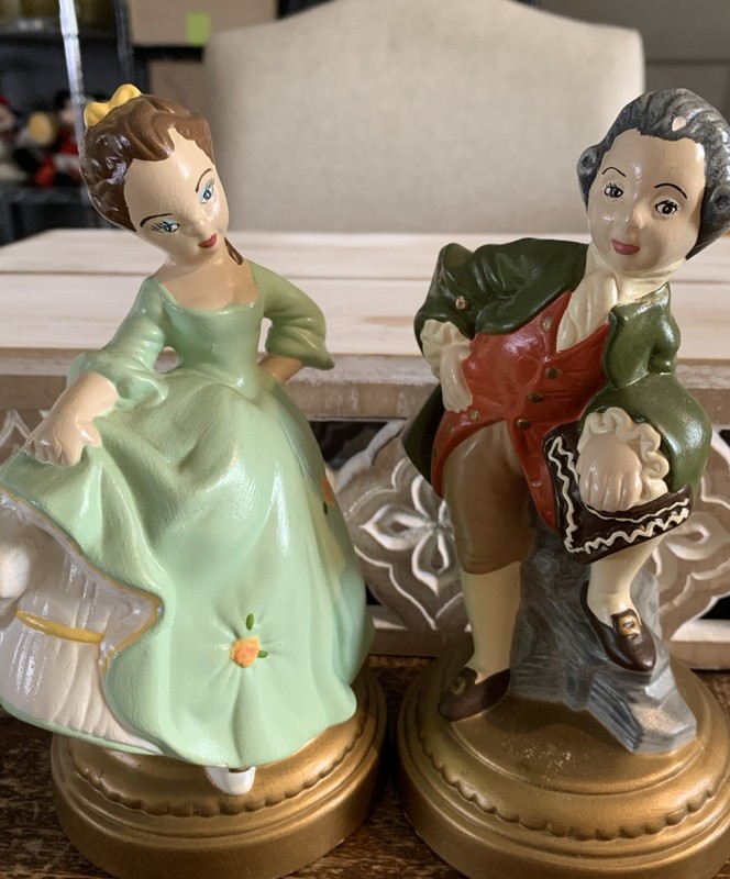 Vintage Holland Mold Figurines  Victorian Couple  English 
