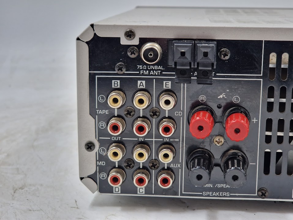 Yamaha RX E100 Natural Sound Stereo Receiver 100w With Remote