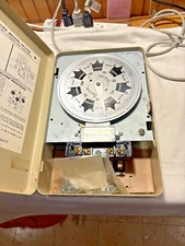 Tork Model W200 Seven Day Time Switch