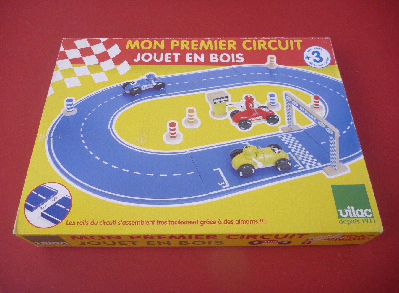 Vilac mon 1er circuit automobile le cadeau d'anniversaire idéal en bois