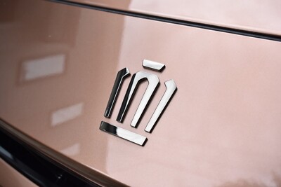 クラウン('14米) Toyota CROWN CROSSOVER Front Hood CROWN Logo Emblem Genuine Parts