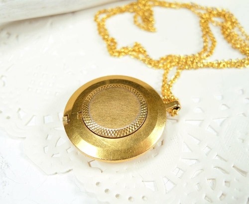 Gold Women's Watch Necklace Chaika Soviet Mechanical Watch Pendant Market AU - Picture 5 of 5