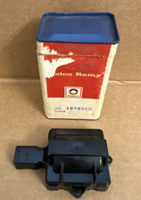 1975-1991 Corvette Delco Remy Distributor Cap Coil Cover Nos Gm 1875960 New