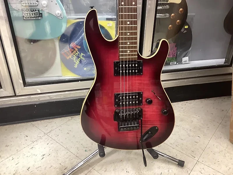 Samick SKT550FPS 2000s - Quilted red top - Image 3 of 4