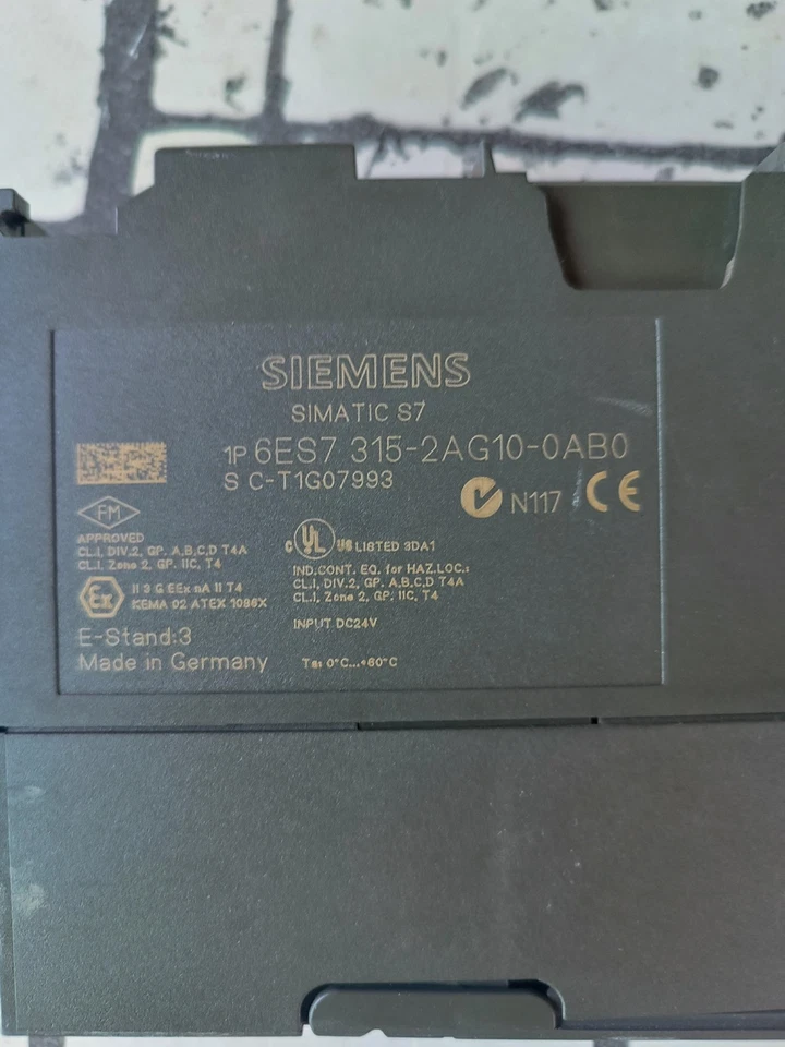 Siemens 6ES7-315-2AG10-0AB0  Simatic S7-300  CPU 315-2DP  - Immagine 2 di 2