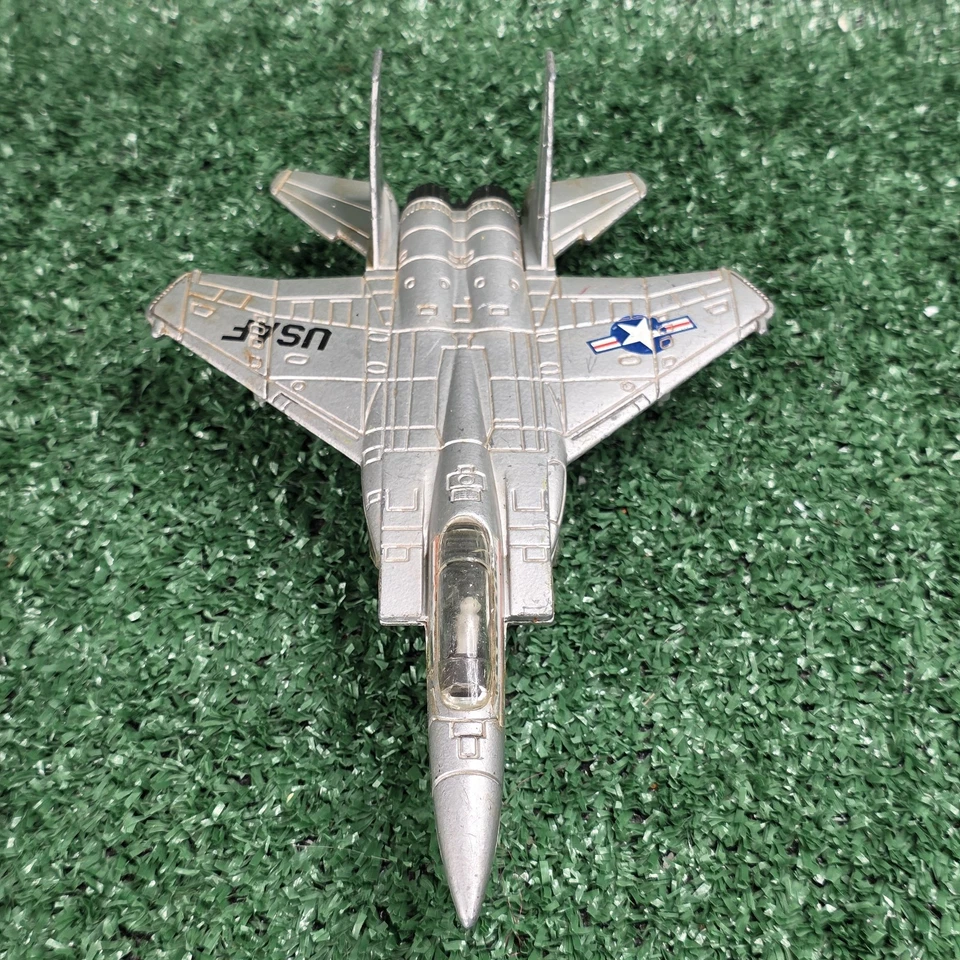 Avião a jato vintage ERTL F-15 metal fundido Eagle modelo USAF - Imagem 3 de 4
