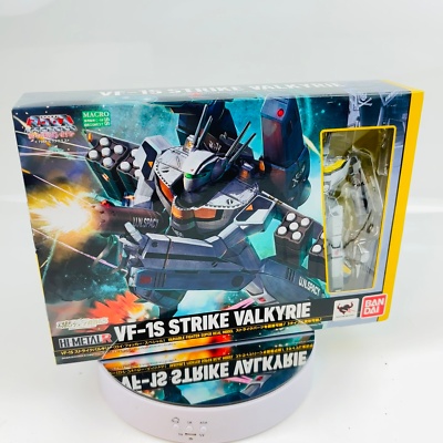 BANDAI Hi-Metal R VF-1S Strike Valkyrie Roy Focker Macross with 
