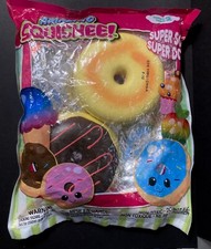 Grin Studios Amazing Squishee Series 2 Donuts Super Soft Super Donuts Brown Pink