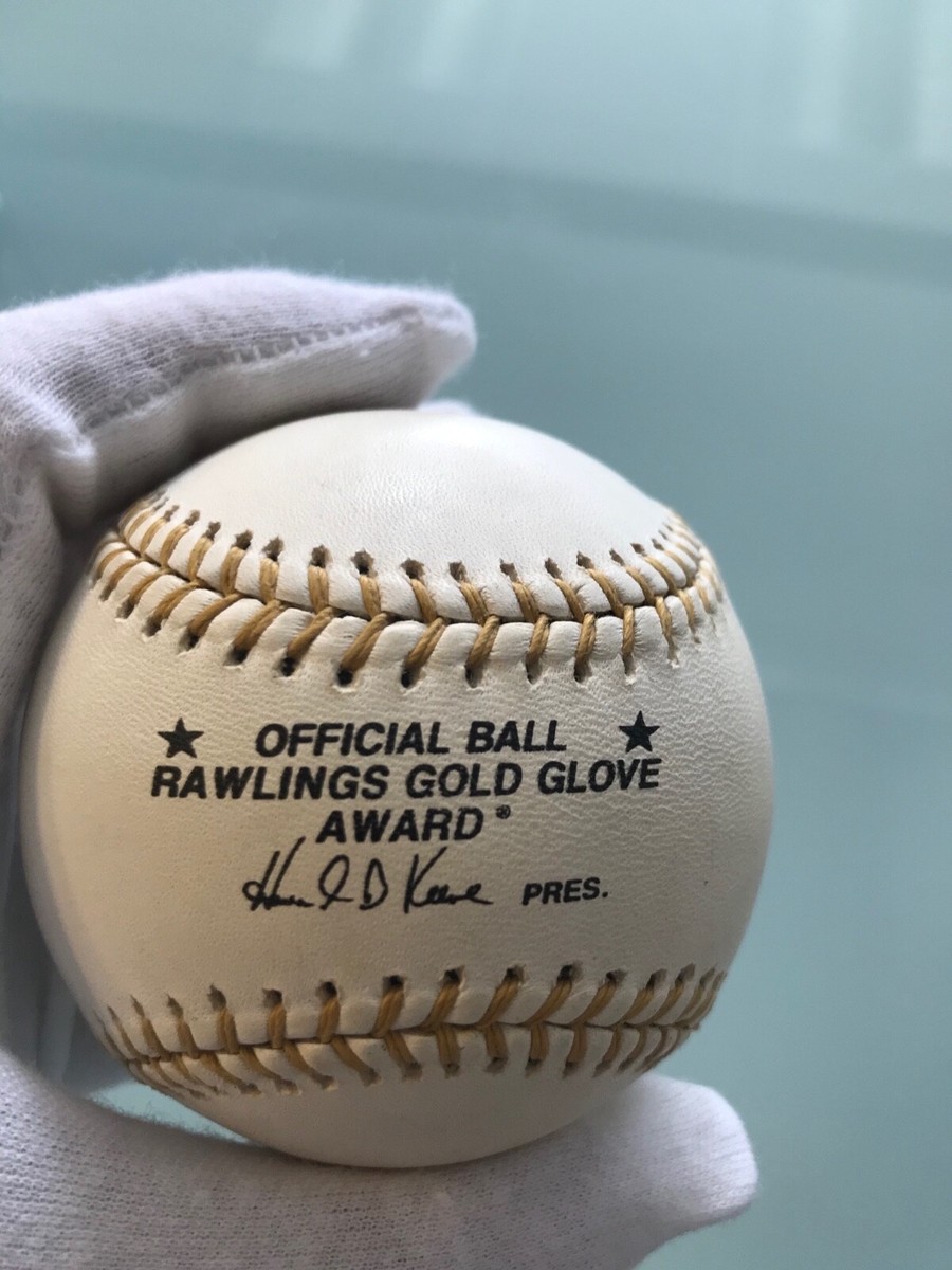 Derek Jeter ゴールドグラブ賞 ボブルヘッド Derek Jeter Autograph Baseball - Signed Gold Glove Ball