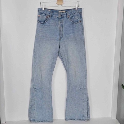 levi's split flare