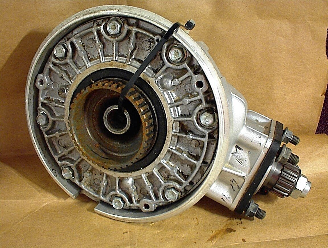 1985 KAWASAKI 1100 ZN1100 LTD SHAFT DIFFERENTIAL FINAL DRIVE 1985 KAWASAKI 1100 ZN1100 LTD SHAFT DIFFERENTIAL FINAL DRIVE