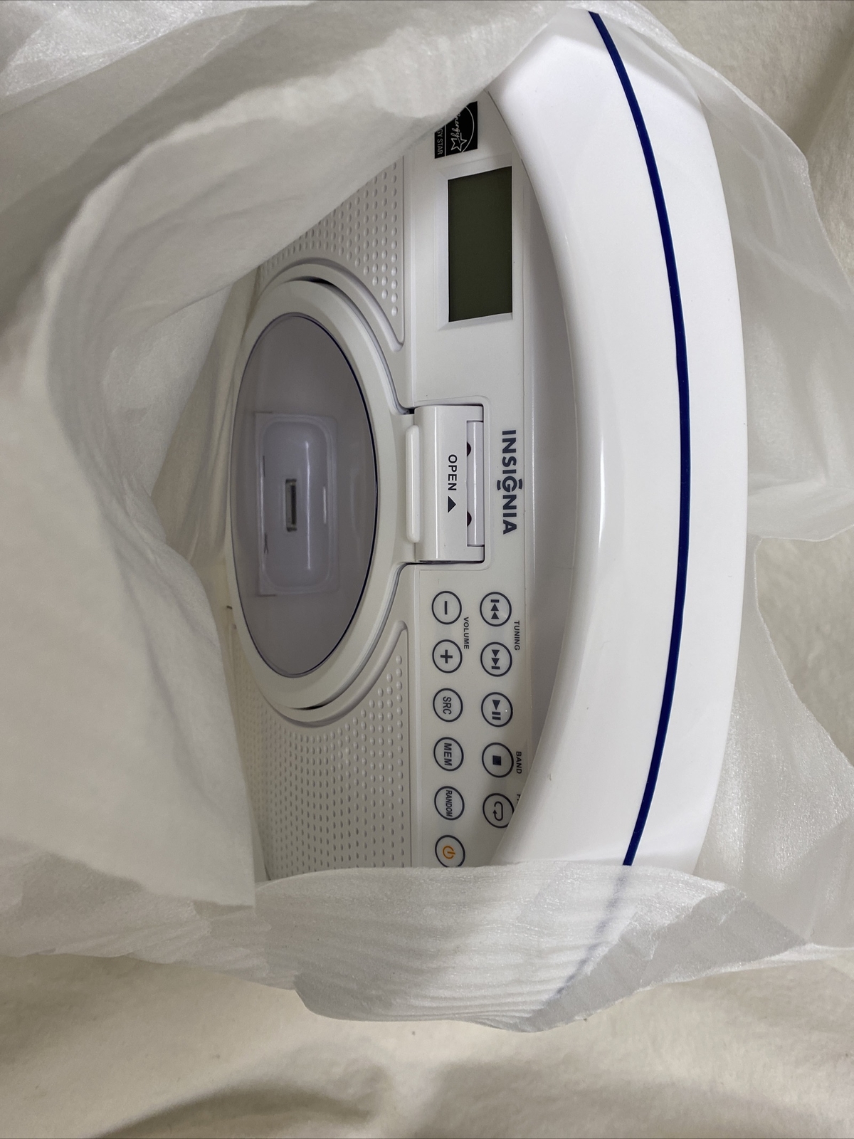 Insignia NS-B4113 Water Resist AM/FM CD Boombox w/ Apple iPod Dock & 1/8' Aux.
