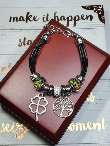 Bracciale con ciondolo albero portafortuna super carino - Foto 2 di 7