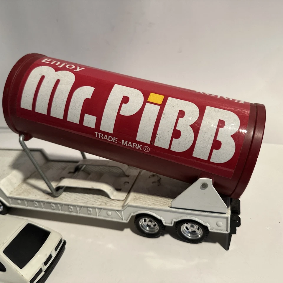 Camión y auto ERTL Joie Chitwood Mr. Pibb Thrill Show años 70 - 19" de largo Foto 2 de 4