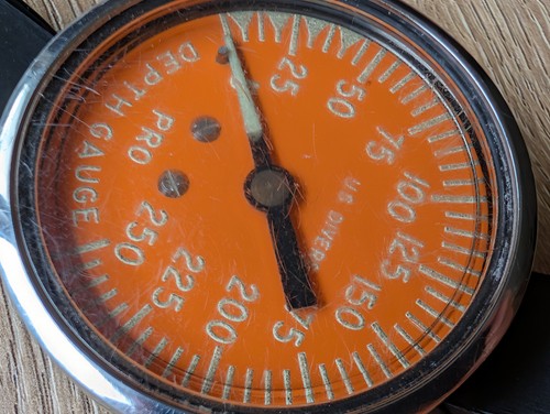 Massive Vintage 1960/70's U.S. Divers Aqua Lung Pro Depth Gauge FOR PARTS ONLY - Picture 2 of 24