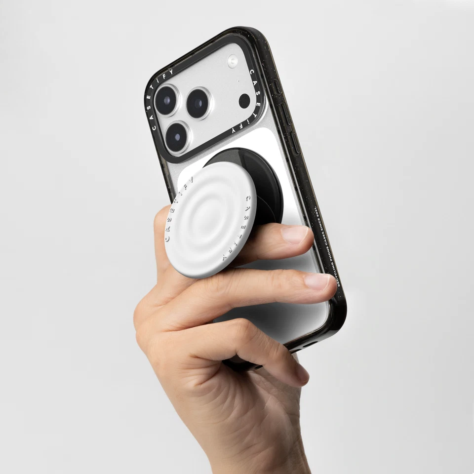 Empuñadura/soporte magnético para teléfono CASETiFY MagSafe - blanco (usado) Foto 3 de 4