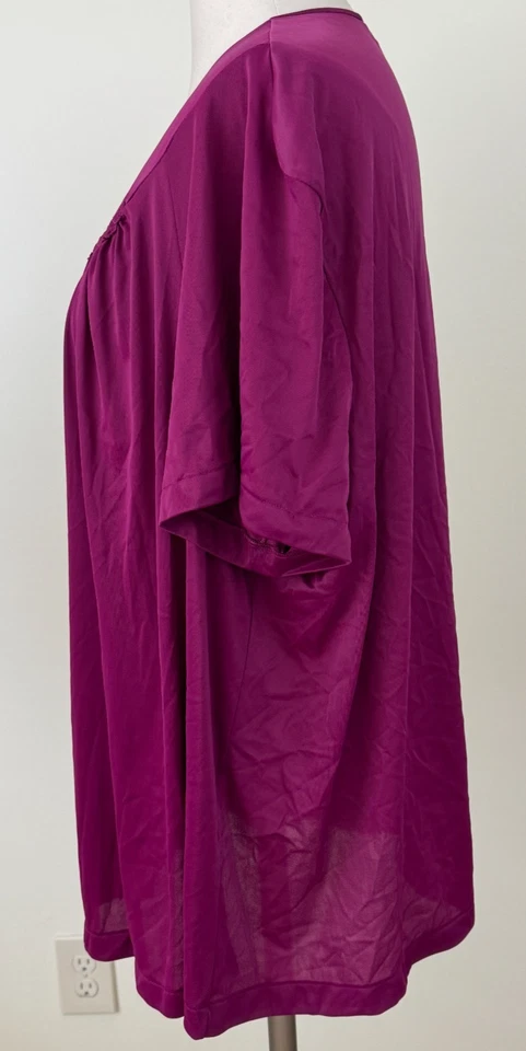 Top Vanity Fair para mujer talla grande 3XL 48 botones vino nailon estilo #90-807 Foto 3 de 4