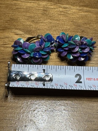 Orecchini clip a grappolo di perle piatte vintage - Foto 4 di 6