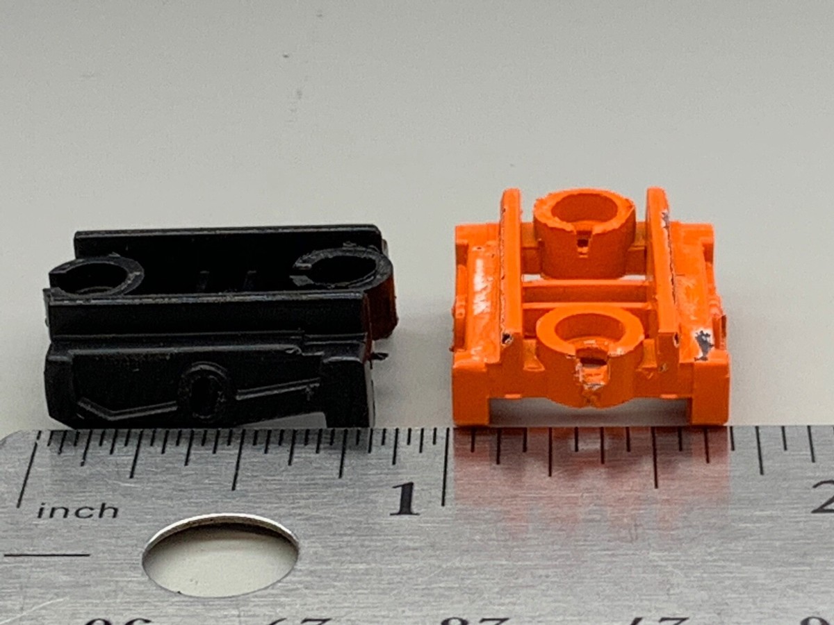 1/64 DCP PARTS BLACK PETERBILT TAG AXLE MOUNT | eBay