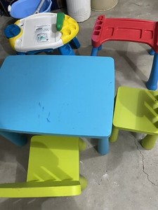 Kids Table and 2 Chairs Set Detachable Art, Activity Table for all kids