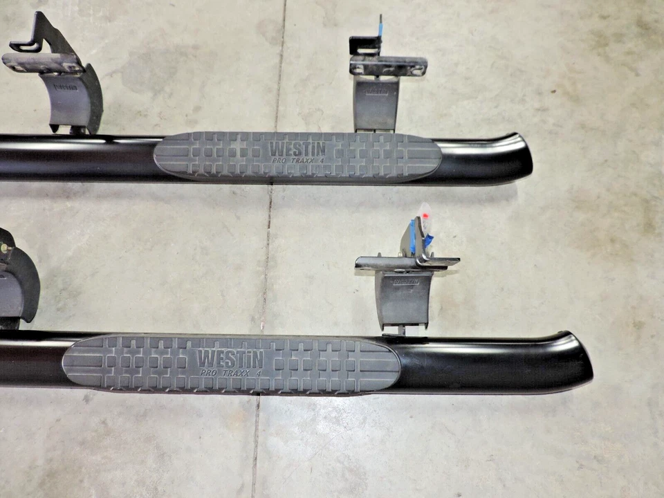 Westin 21-24080 Pro Traxx 4 Oval Nerf Step Bars fits 2019-2023 Ram 1500 Crew Cab - Image 3 of 4